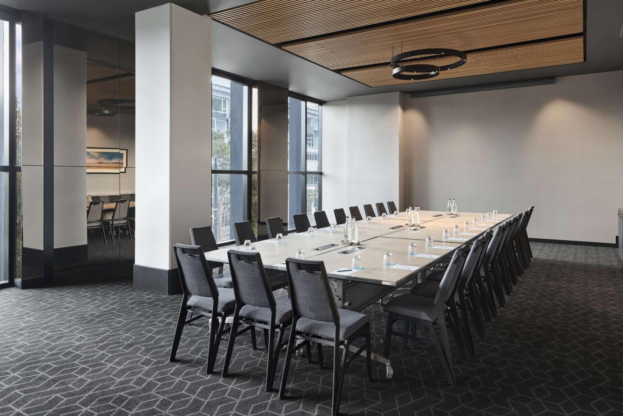 Vibe Hotel Melbourne Docklands Exterior foto