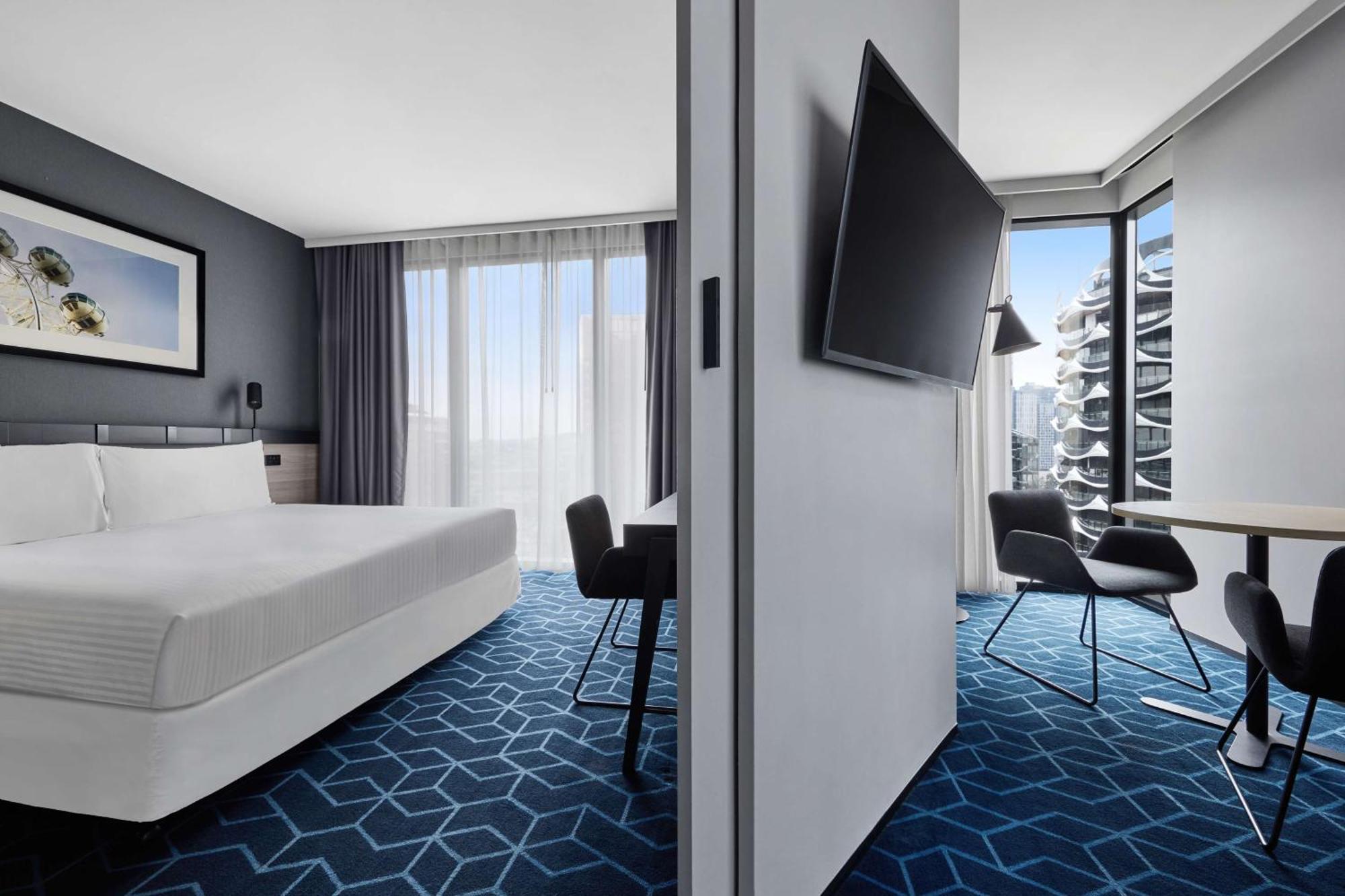 Vibe Hotel Melbourne Docklands Exterior foto