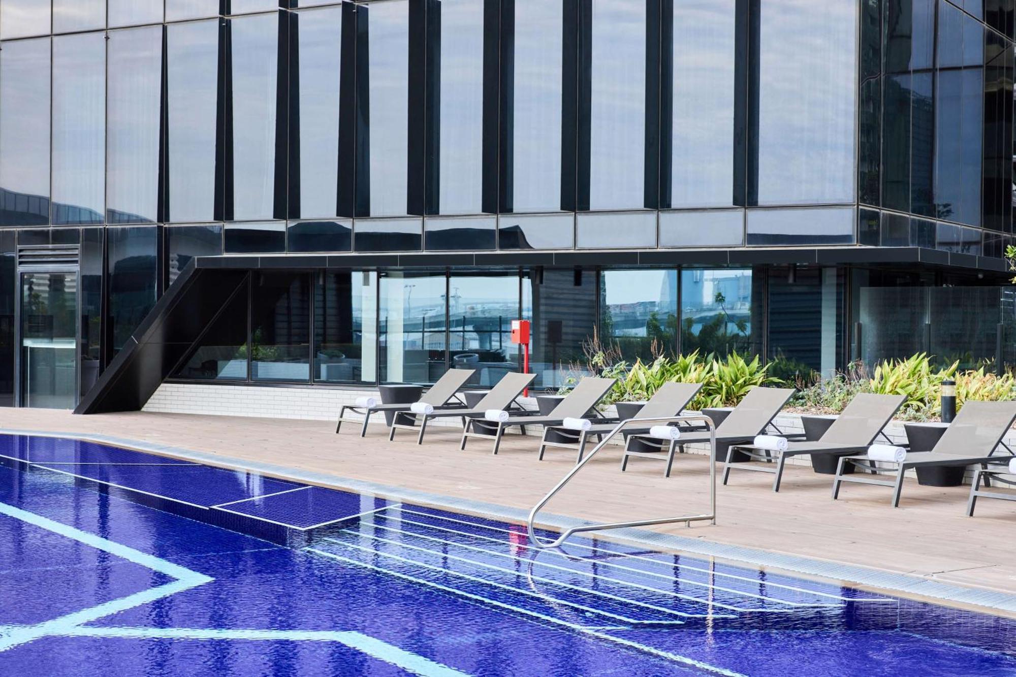 Vibe Hotel Melbourne Docklands Exterior foto